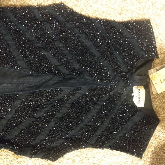 Lace and Beads Cocktail/Party Dress - Picture 11 of 13